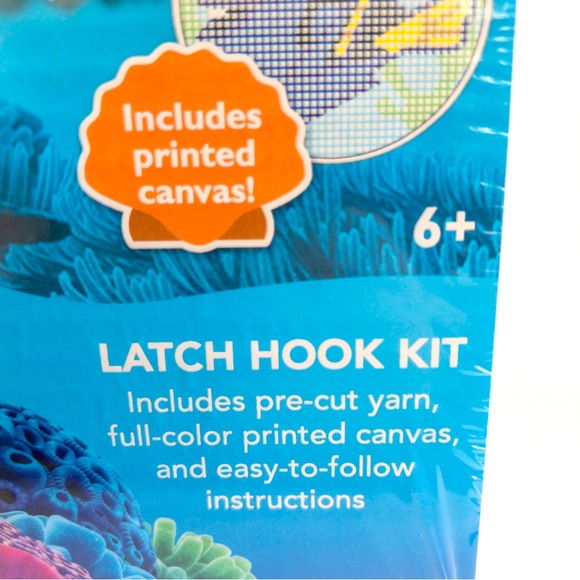 Disney Pixar Finding Dory Latch Hook Rug Kit Crafts Kids Project. TOOL INCLUDED! - Picture 7 of 14